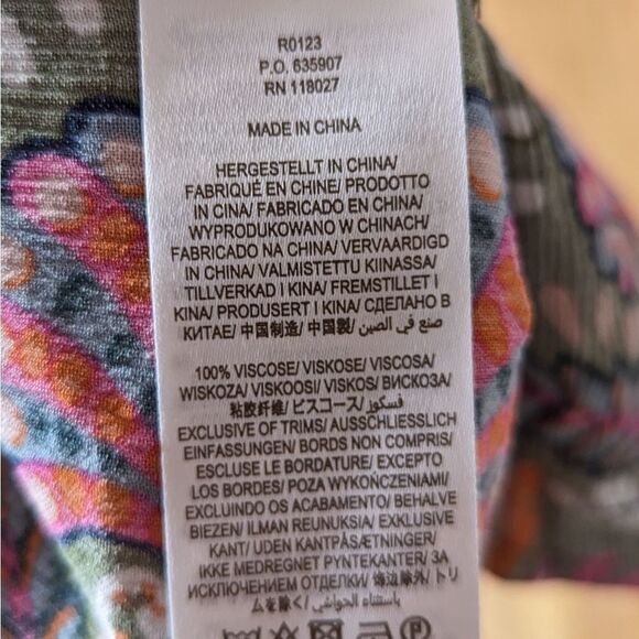 Boden Green Jogger Pants with pink and orange Paisley Floral details - Picture 4 of 4